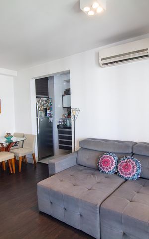 Studio à venda com 60m², 1 quarto e 1 vaga Studio à venda com 60m², 1 quarto e 1 vagaSala
