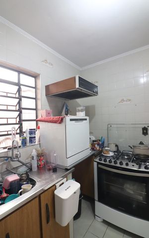 Casa à venda com 150m², 4 quartos e 2 vagasCopa e Cozinha 