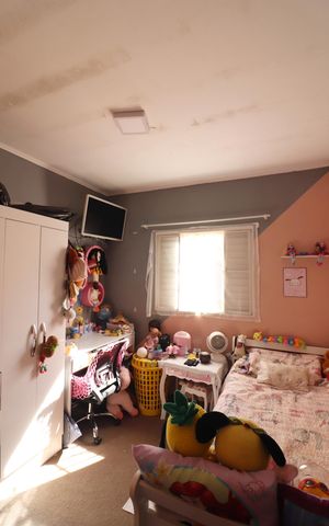 Casa à venda com 150m², 4 quartos e 2 vagasQuarto 1