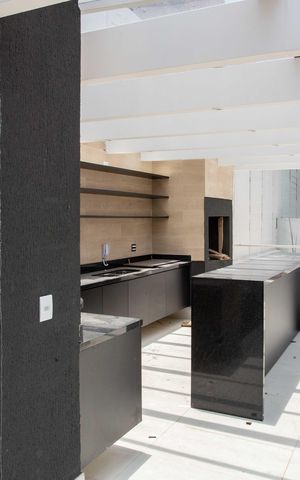 Apartamento à venda com 95m², 2 quartos e 2 vagasChurrasqueira