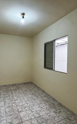 Casa à venda com 95m², 3 quartos e sem vaga Casa à venda com 95m², 3 quartos e sem vagaQuarto