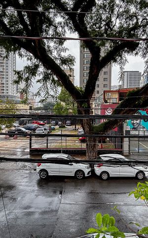 Casa à venda com 95m², 3 quartos e sem vaga Casa à venda com 95m², 3 quartos e sem vagaVista da varanda do quarto 3
