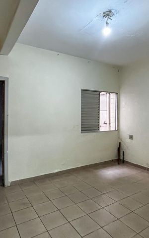 Casa à venda com 95m², 3 quartos e sem vaga Casa à venda com 95m², 3 quartos e sem vagaSala 2