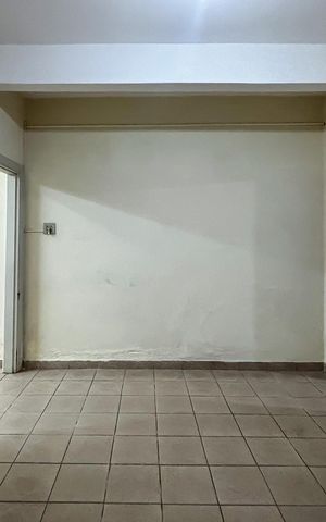 Casa à venda com 95m², 3 quartos e sem vaga Casa à venda com 95m², 3 quartos e sem vagaSala 2