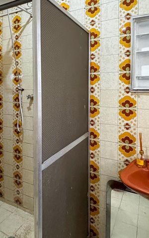 Casa à venda com 95m², 3 quartos e sem vaga Casa à venda com 95m², 3 quartos e sem vagaBanheiro social 2