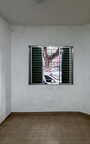 Casa à venda com 95m², 3 quartos e sem vaga Casa à venda com 95m², 3 quartos e sem vagaSala