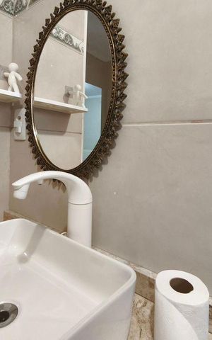Apartamento à venda com 57m², 2 quartos e 1 vaga Apartamento à venda com 57m², 2 quartos e 1 vagaBanheiro social