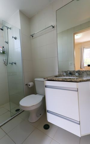 Apartamento à venda com 75m², 2 quartos e 2 vagas Apartamento à venda com 75m², 2 quartos e 2 vagasBanheiro da Suíte