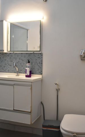 Casa à venda com 130m², 2 quartos e 1 vagaBanheiro Social