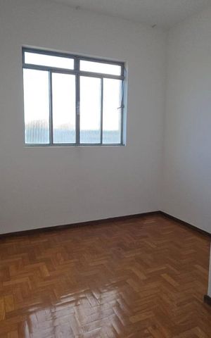 Casa para alugar com 400m², 5 quartos e 2 vagas