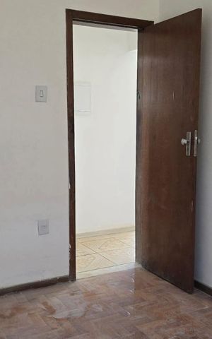 Casa para alugar com 400m², 5 quartos e 2 vagas Casa para alugar com 400m², 5 quartos e 2 vagasQuarto