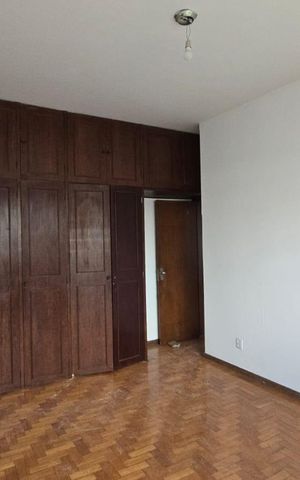 Casa para alugar com 400m², 5 quartos e 2 vagas