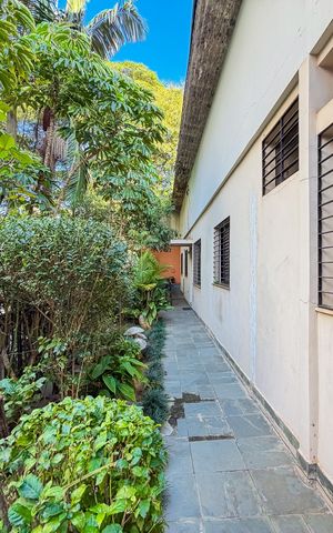 Casa à venda com 450m², 6 quartos e 3 vagasJardim