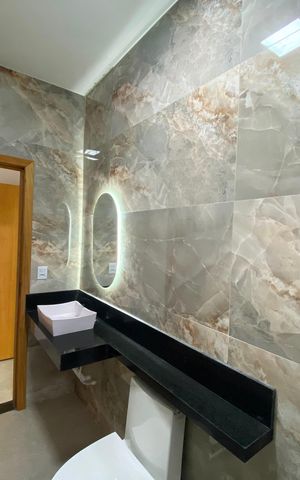 Casa à venda com 168m², 3 quartos e 4 vagas Casa à venda com 168m², 3 quartos e 4 vagasBanheiro social