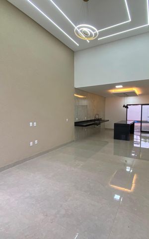 Casa à venda com 168m², 3 quartos e 4 vagas Casa à venda com 168m², 3 quartos e 4 vagasÁrea de serviço