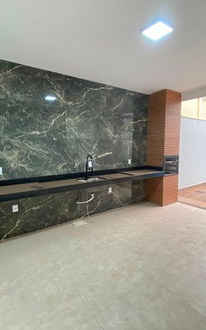 Casa à venda com 168m², 3 quartos e 4 vagas Casa à venda com 168m², 3 quartos e 4 vagasÁrea comum