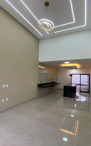 Casa à venda com 168m², 3 quartos e 4 vagas Casa à venda com 168m², 3 quartos e 4 vagasSala/cozinha