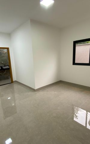 Casa à venda com 168m², 3 quartos e 4 vagas Casa à venda com 168m², 3 quartos e 4 vagasSala/cozinha