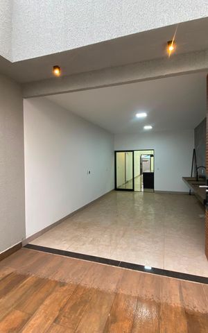 Casa à venda com 168m², 3 quartos e 4 vagas Casa à venda com 168m², 3 quartos e 4 vagasÁrea comum