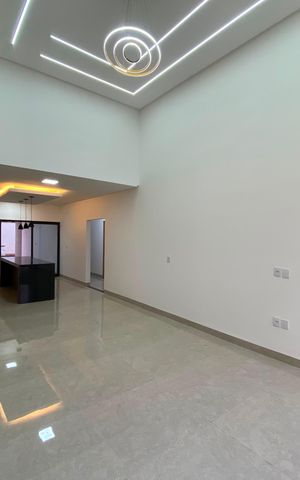 Casa à venda com 168m², 3 quartos e 4 vagas Casa à venda com 168m², 3 quartos e 4 vagasSala/cozinha