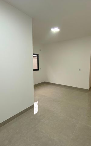 Casa à venda com 168m², 3 quartos e 4 vagas Casa à venda com 168m², 3 quartos e 4 vagasQuarto