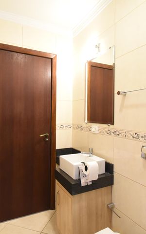 Casa à venda com 494m², 4 quartos e 4 vagasBanheiro da Área gourmet 