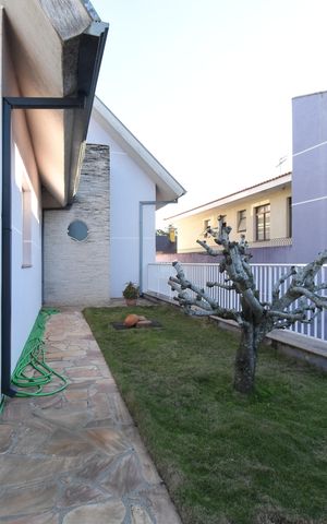 Casa à venda com 494m², 4 quartos e 4 vagasÁrea externa