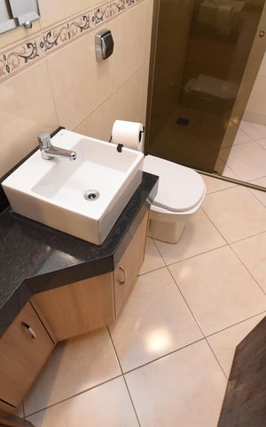 Casa à venda com 494m², 4 quartos e 4 vagasBanheiro da Área gourmet 