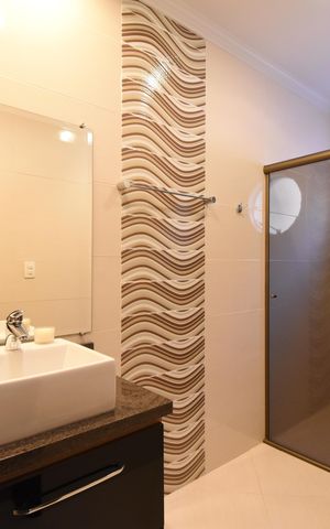 Casa à venda com 494m², 4 quartos e 4 vagasBanheiro da Suíte 2