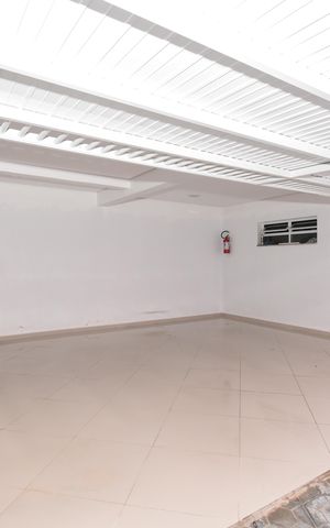 Casa à venda com 494m², 4 quartos e 4 vagasGaragem