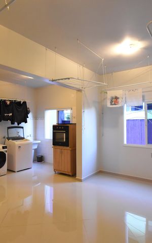 Casa à venda com 494m², 4 quartos e 4 vagasÁrea de Serviço