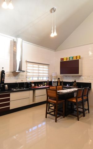 Casa à venda com 494m², 4 quartos e 4 vagasCozinha