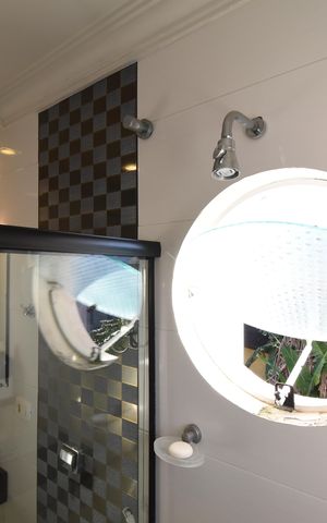 Casa à venda com 494m², 4 quartos e 4 vagasBanheiro da Suíte 1