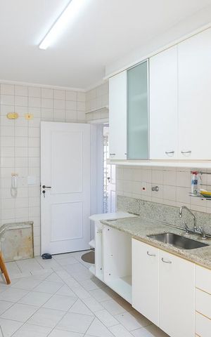 Apartamento para alugar com 110m², 3 quartos e 2 vagasCozinha