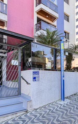 Apartamento para alugar com 110m², 3 quartos e 2 vagasFachada + plaquinha