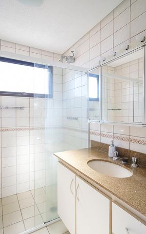 Apartamento para alugar com 110m², 3 quartos e 2 vagasBanheiro da suíte