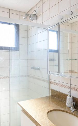 Apartamento para alugar com 110m², 3 quartos e 2 vagasBanheiro da suíte