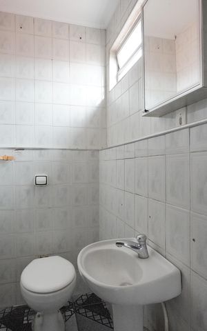 Casa para alugar com 450m², 2 quartos e 1 vagaBanheiro