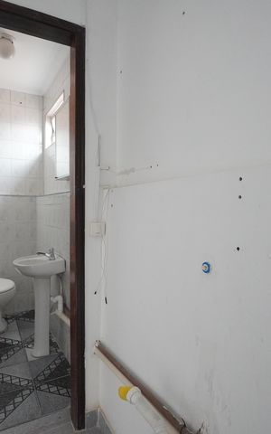 Casa para alugar com 450m², 2 quartos e 1 vagaBanheiro