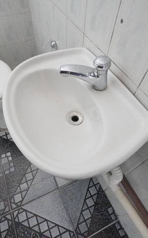 Casa para alugar com 450m², 2 quartos e 1 vagaBanheiro