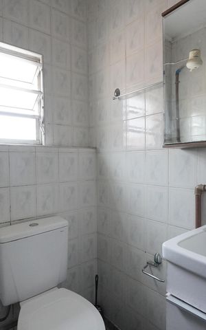 Casa para alugar com 450m², 2 quartos e 1 vagaBanheiro