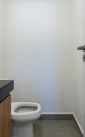 Casa para alugar com 256m², 3 quartos e 3 vagas Casa para alugar com 256m², 3 quartos e 3 vagasBanheiro