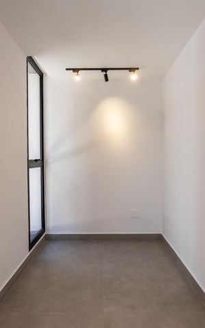 Casa para alugar com 256m², 3 quartos e 3 vagas Casa para alugar com 256m², 3 quartos e 3 vagasSala