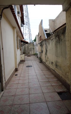 Casa à venda com 269m², 4 quartos e 4 vagasQuintal