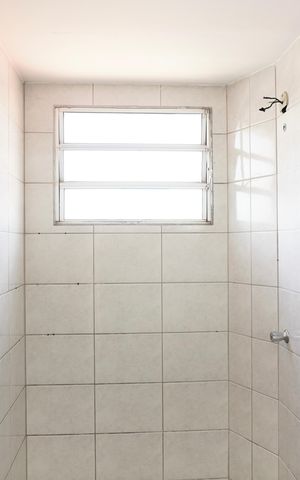 Apartamento à venda com 90m², 3 quartos e 1 vaga Apartamento à venda com 90m², 3 quartos e 1 vagaBanheiro Social