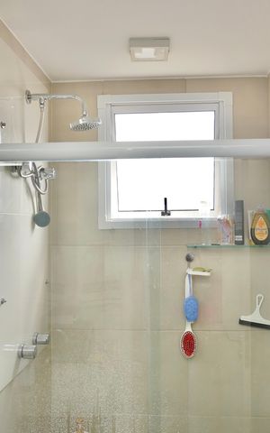 Apartamento à venda com 62m², 2 quartos e 1 vagaSuíte - Banheiro 