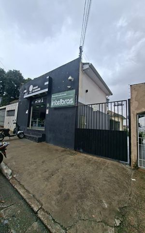 Casa à venda com 45m², 1 quarto e 1 vaga Casa à venda com 45m², 1 quarto e 1 vagaFachada