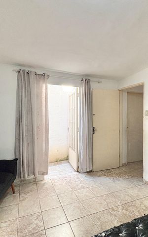 Casa à venda com 292m², 2 quartos e 3 vagas Casa à venda com 292m², 2 quartos e 3 vagasQuarto 1