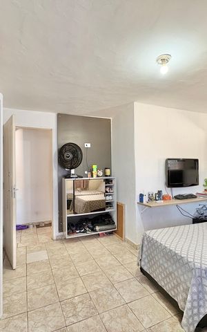 Casa à venda com 292m², 2 quartos e 3 vagas Casa à venda com 292m², 2 quartos e 3 vagasQuarto 2