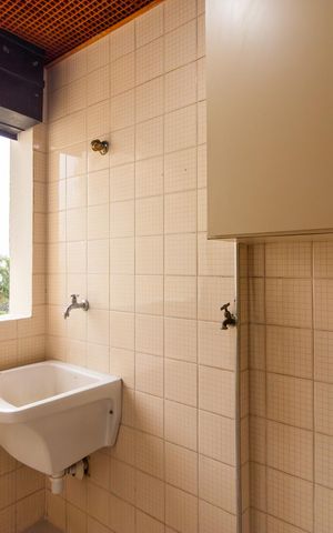 Apartamento à venda com 65m², 2 quartos e 1 vaga Apartamento à venda com 65m², 2 quartos e 1 vagaCozinha e Área de Serviço